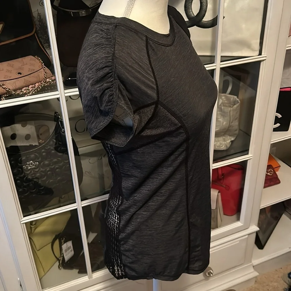 Lululemon Short Sleeve Shirt